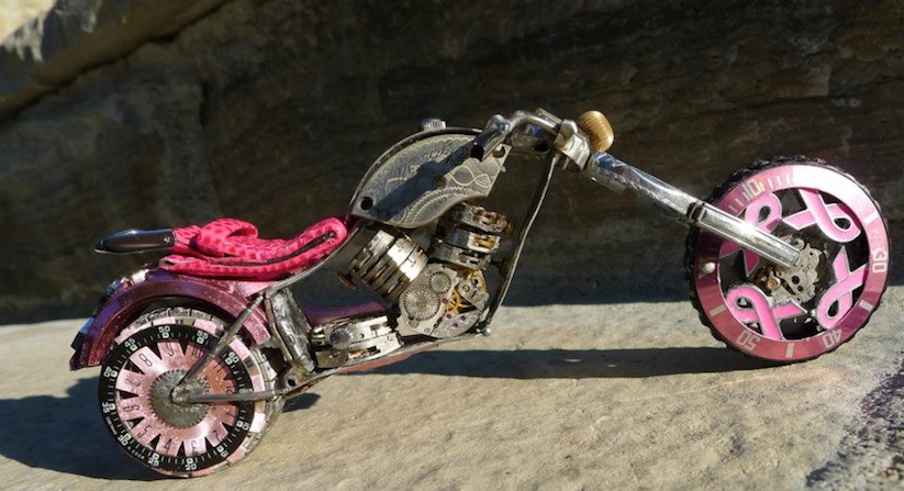 Model_Motorbikes_Made_Entirely_From_Discarded_Watch_Parts_2014_09