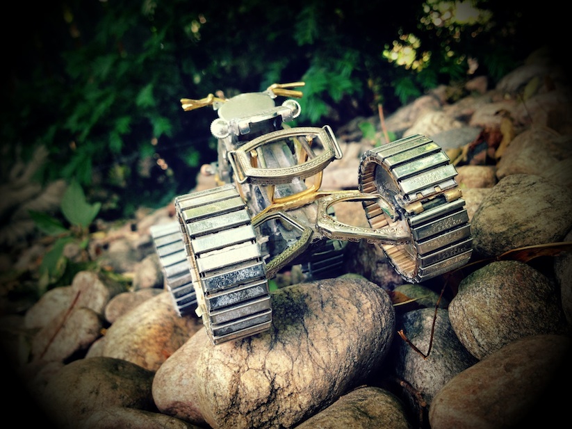 Model_Motorbikes_Made_Entirely_From_Discarded_Watch_Parts_2014_14