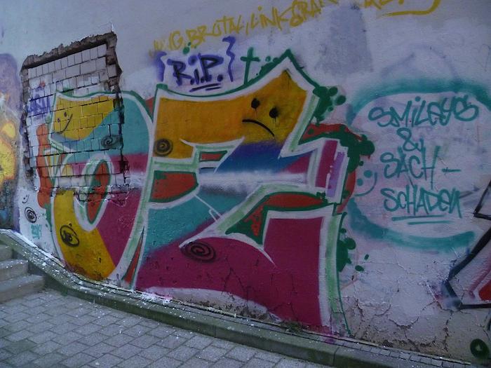 oz_memorial_graffiti_17