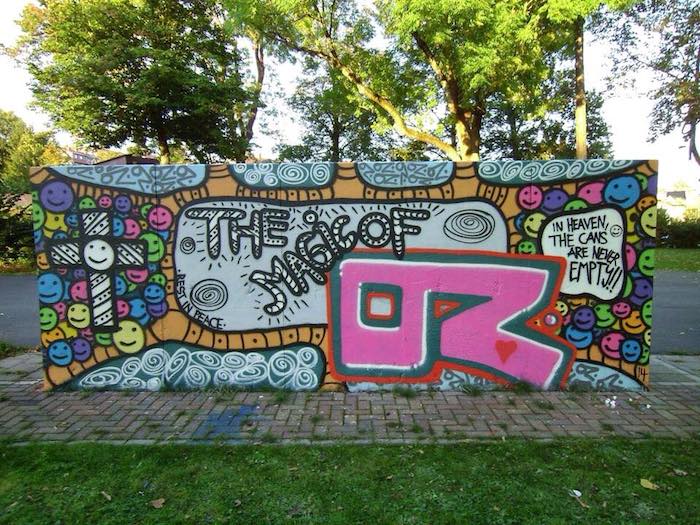 oz_memorial_graffiti_20
