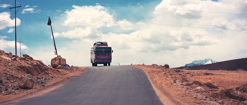 rise_up_world_travel_01