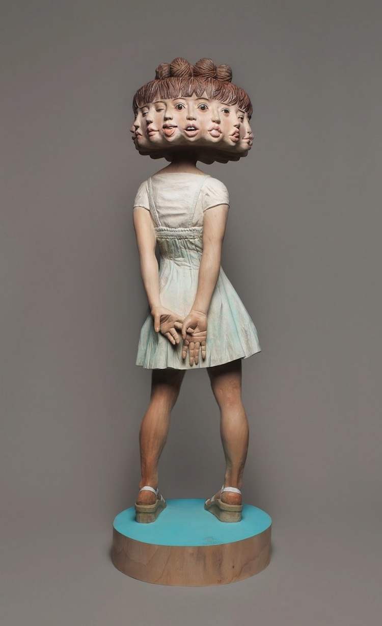 Life_Size_Sculpture_Carved_From_A_Tree_Trunk_by_Yoshitoshi_Kanemaki_2014_04