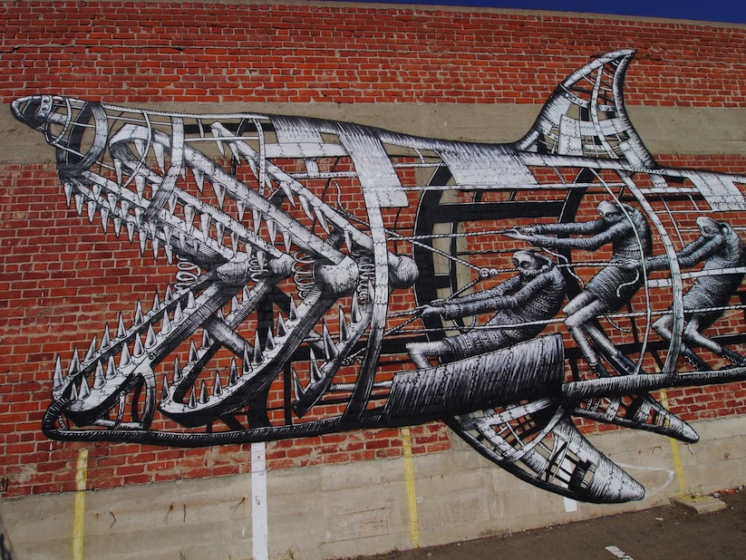 New_Mechanical_Shark_Mural_by_Artist_Phlegm_in_San_Diego_2014_02