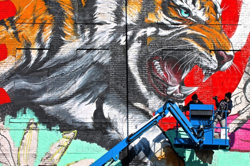 Rise_Up_New_Massive_Mural_by_MEGGS_in_Detroit_2014_04
