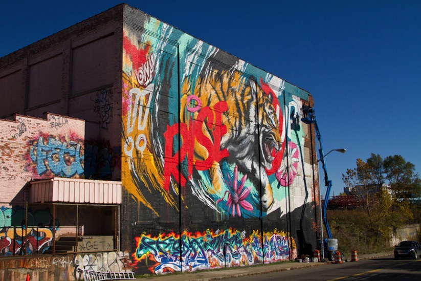 Rise_Up_New_Massive_Mural_by_MEGGS_in_Detroit_2014_09