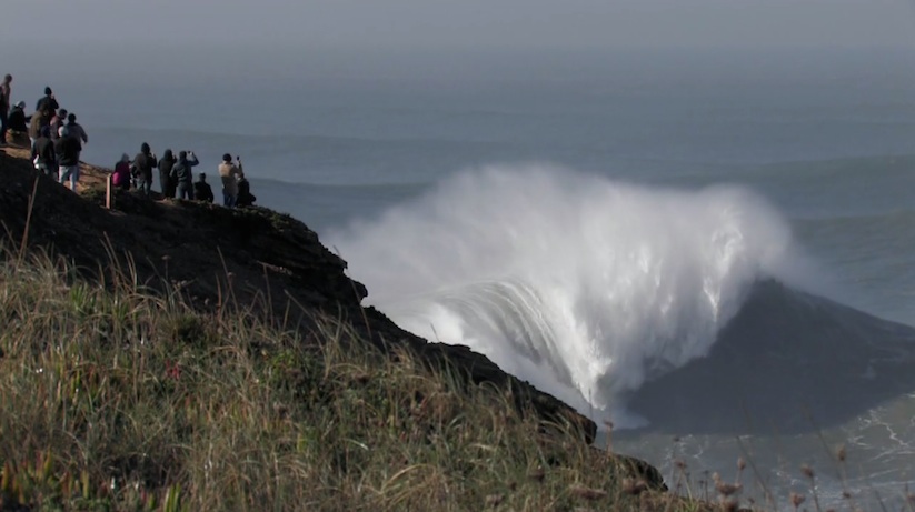 surfing_nazare_2014_01
