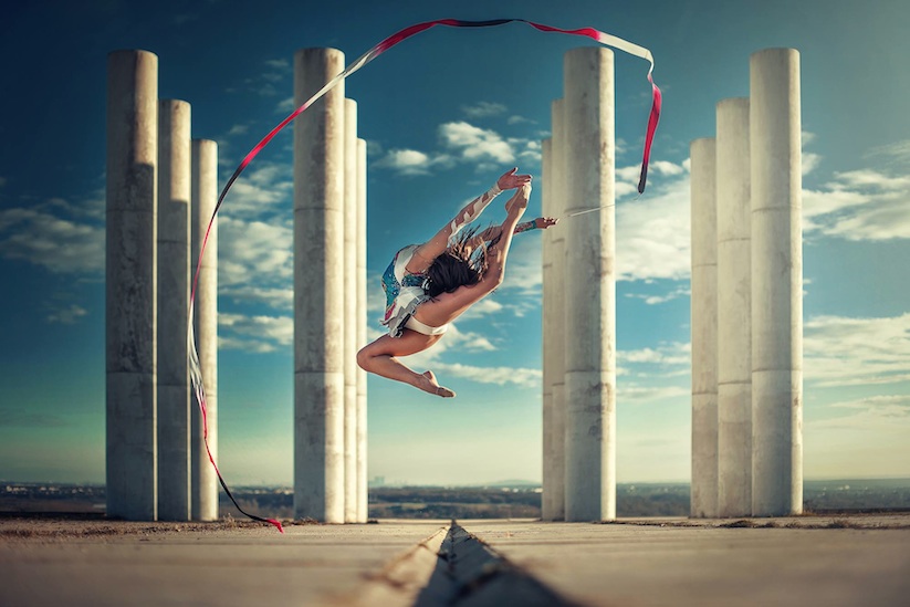 Dancing_Moments_by_French_Photographer_Dimitry_Roulland_2015_07