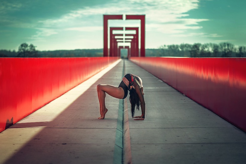Dancing_Moments_by_French_Photographer_Dimitry_Roulland_2015_08