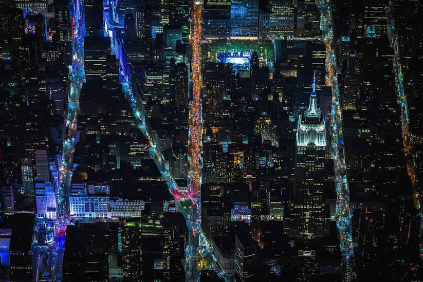 Gotham_7_5K_A_Stunning_Night_Flight_Above_NYC_2015_08