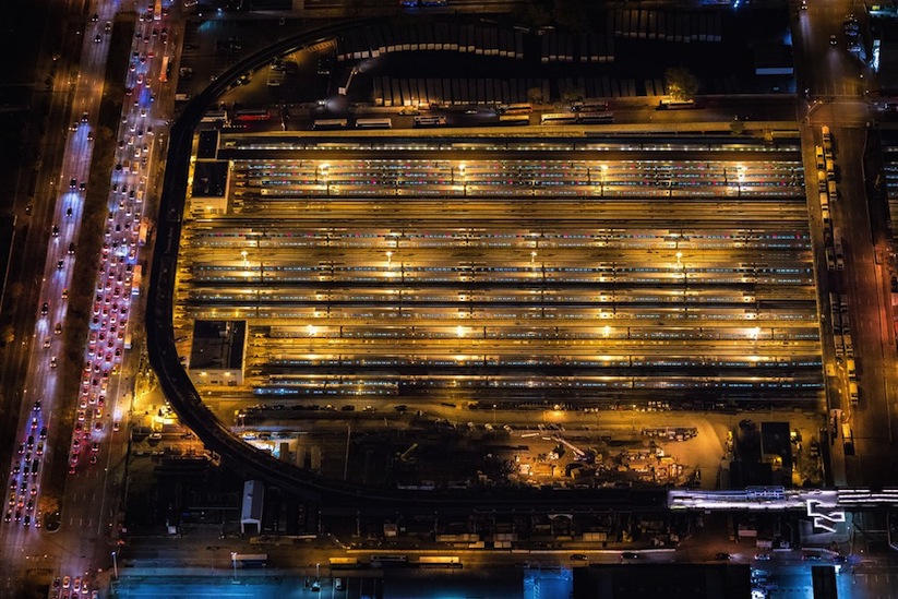 Gotham_7_5K_A_Stunning_Night_Flight_Above_NYC_2015_09