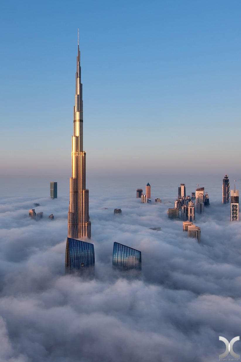 Heavenly_Photographs_of_Dubai_Skyscrapers_in_a_Sea_of_Clouds_by_Daniel_Cheong_2014_06
