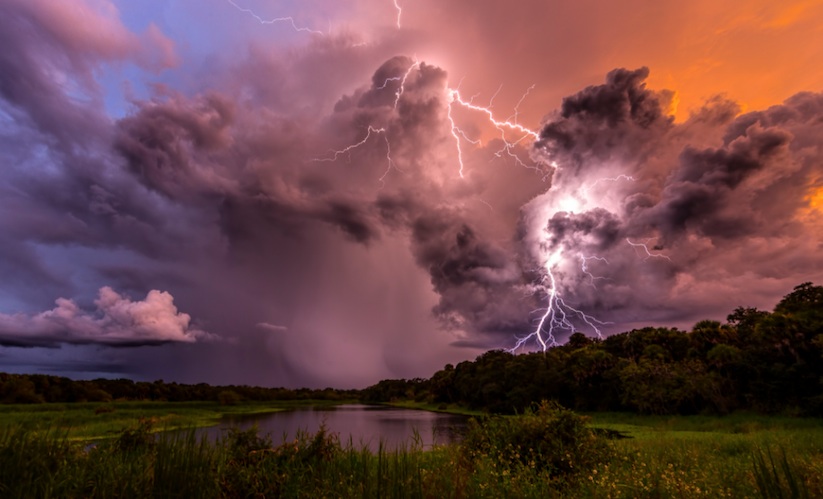 Tampa_Storms_Stunning_Pictures_of_Floridas_Lightened_Up_Skies_2015_05