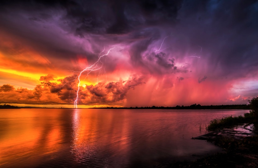 Tampa_Storms_Stunning_Pictures_of_Floridas_Lightened_Up_Skies_2015_09
