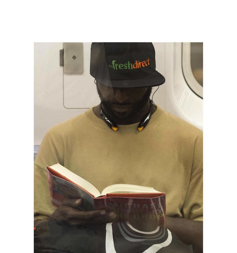 The_Last_Book_Photographer_Docmuments_What_People_Are_Reading_on_the_NYC_Subway_2015_09