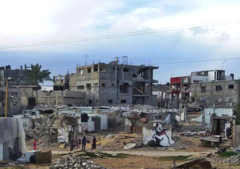 New_Series_of_Pieces_by_Banksy_in_Gaza_2015_05