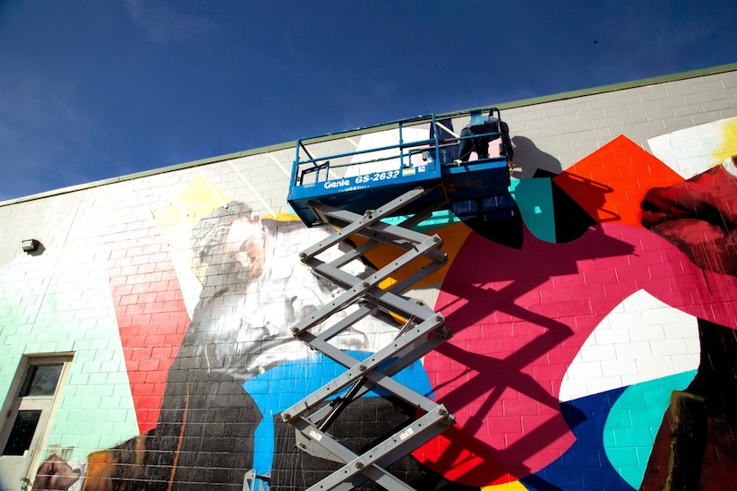 Collaboration_Mural_by_Irish_Artists_Conor_Harrington_and_Maser_in_Fort_Smith_2015_02