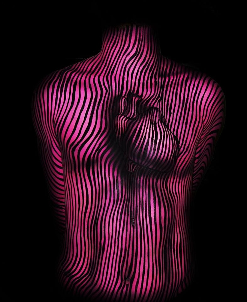 Mind_Bending_Optical_Illusions_by_Body_Painting_Artist_Natalie_Fletcher_2015_05