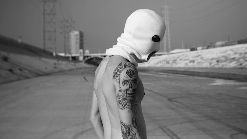 Violence_Ordinaire_Desillusion_GLOBE_Capsule_Collection_2015_01