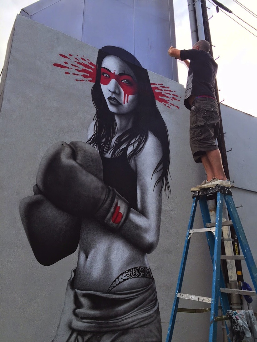 Kid_Gloves_A_New_Mural_by_Fin_DAC_in_Santa_Monica_California_2015_05