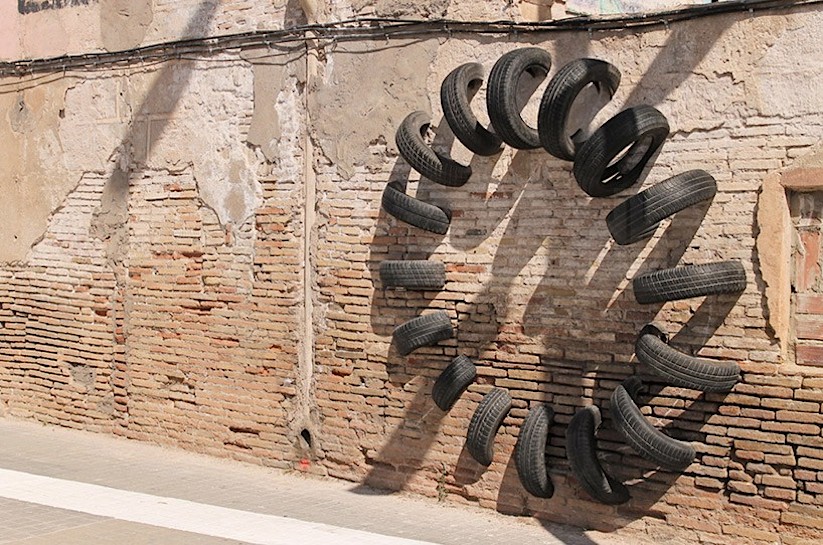 pneumatic-tires-streetart_09