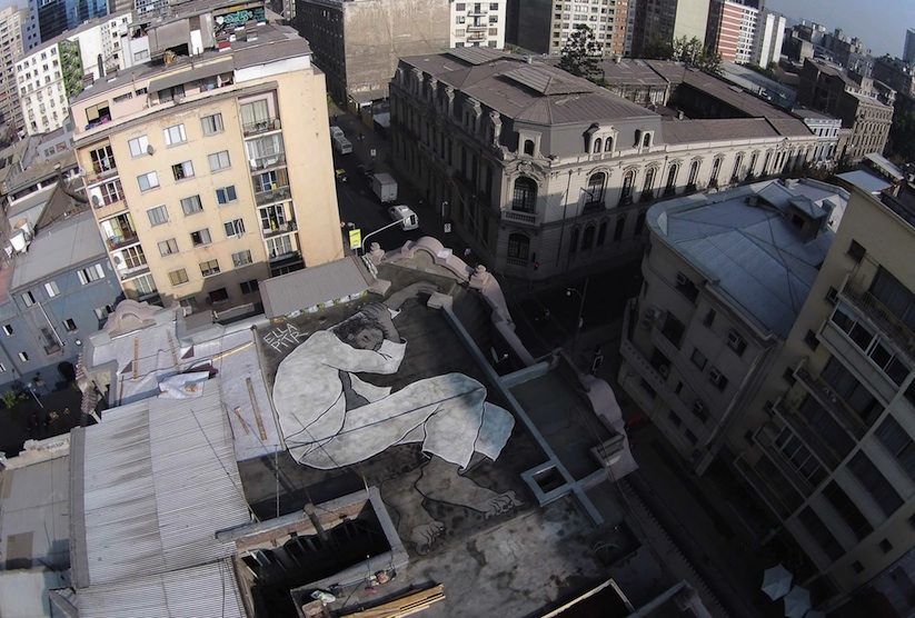 Giant_Rooftop_Murals_of_Sleeping_Humans_by_French_Artists_Ella_Pitr_2015_01