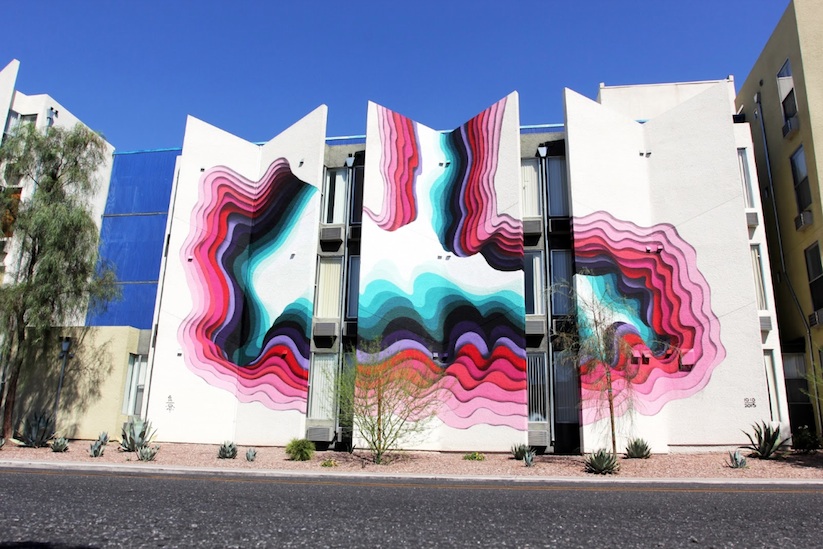 Impressive_New_Mural_by_German_Streetartist_1010_in_Las_Vegas_California_2015_01