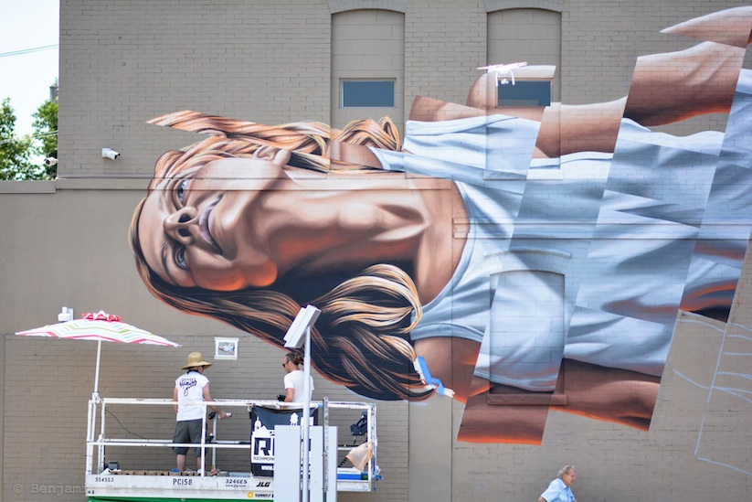 Float_by_Street_Artist_James_Bullough_for_the_Richmond_Mural_Project_2015_02