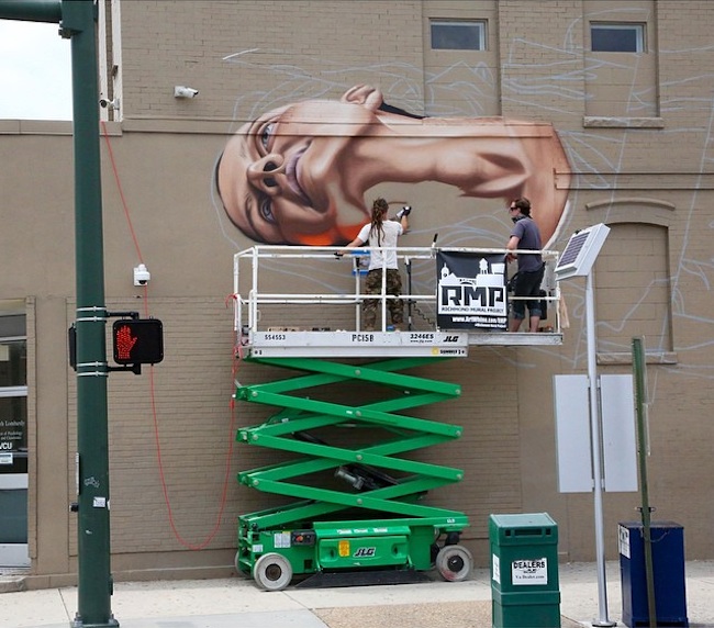 Float_by_Street_Artist_James_Bullough_for_the_Richmond_Mural_Project_2015_07