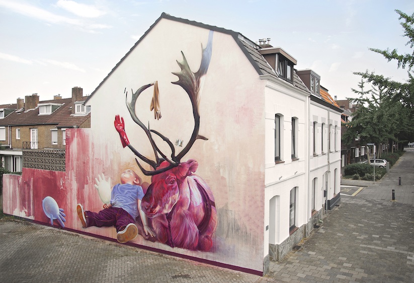 Hyperrealistic_Mural_by_Street_Artists_TelmoMiel_in_Heerlen_2015_05