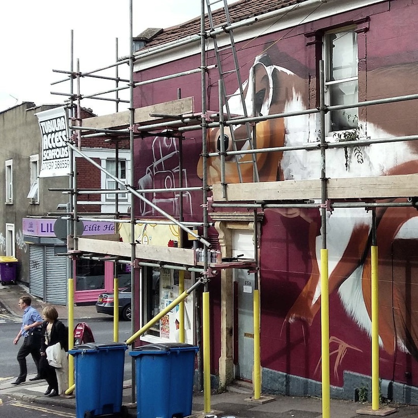 Skinny_Cap_Thief_A_New_Mural_by_Street_Artist_Lonac_in_Bristol_UK_2015_05