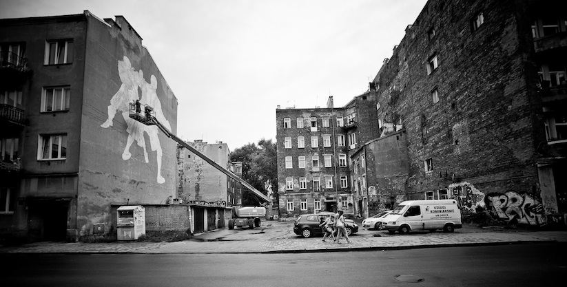 Warsaw_Fight_Club_A_New_Mural_by_Street_Artist_Conor_Harrington_in_Warsaw_Poland_2015_07