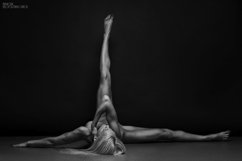 Bodyscapes_The_Beauty_Of_Womens_Bodies_Captured_in_Amazing_BW_Photos_by_Anton_Belovodchenko_2015_02
