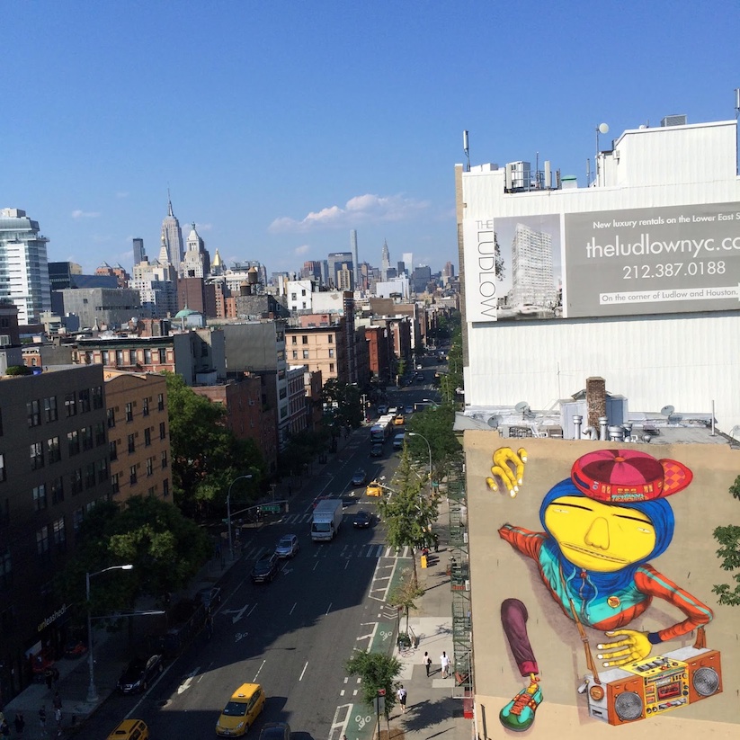 Giant_Oldschool_B_Boy_A_New_Mural_by_Brazilian_Street_Artists_Os_Gemeos_in_New_York_City_2015_02