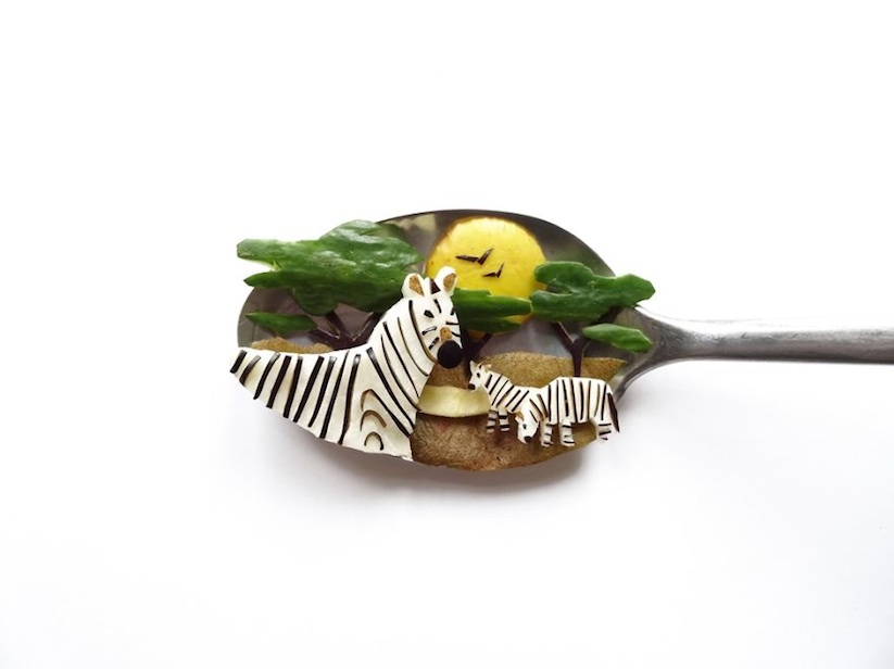 Miniature_Food_Art_Created_on_Spoons_by_Romanian_Artist_Ioana_Vanc_2015_12