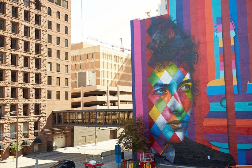 A_Massive_New_Mural_of_Bob_Dylan_by_Edoardo_Kobra_in_Minneapolis_USA_2015_03