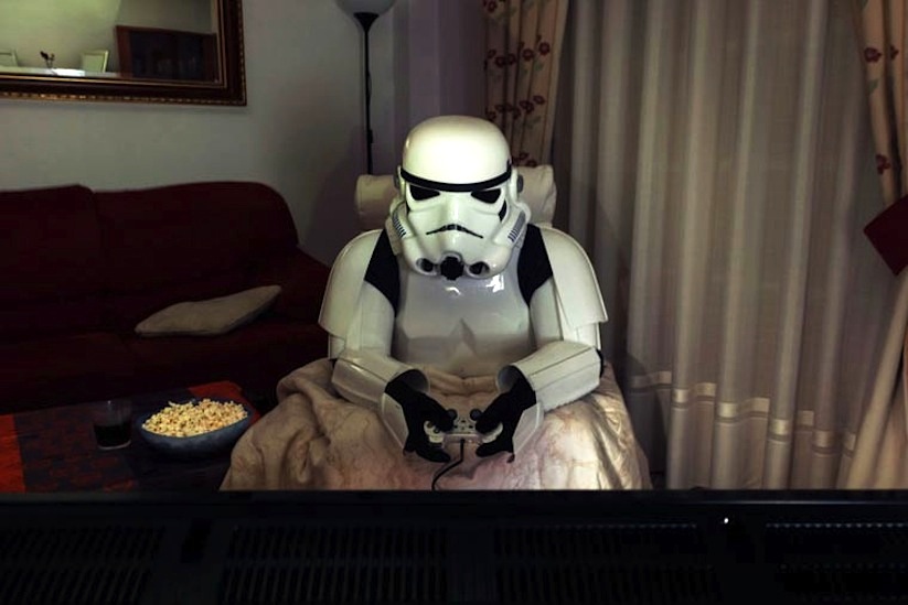 Daily_Life_of_Stormtroopers_from_Star_Wars_by_Jorge_Perez_Higuera_2015_08
