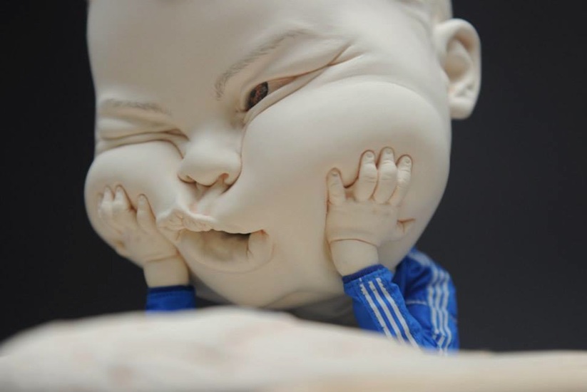 Inner_Child_Impressive_Ceramic_Creations_by_Chinese_Sculptor_Johnson_Tsang_2015_08