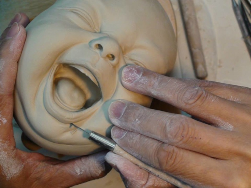 Inner_Child_Impressive_Ceramic_Creations_by_Chinese_Sculptor_Johnson_Tsang_2015_10