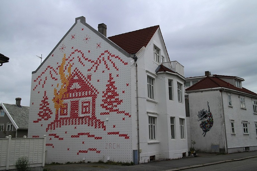 Mural_Composed_by_Cross_Stitches_from_Lithuanian_Street_Artist_Ernest_Zacharevic_in_Stavanger_Norway_2015_01