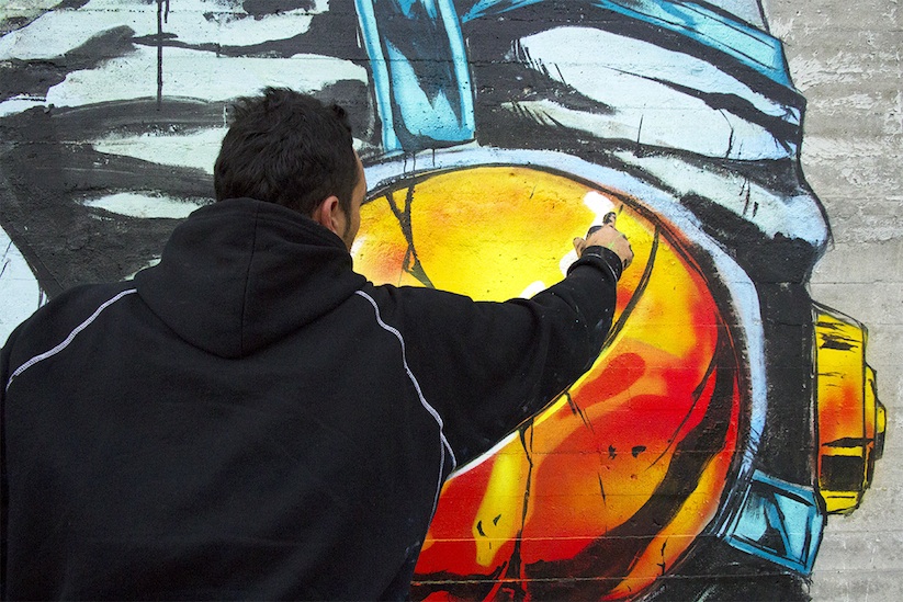 New_Comic_inspired_Mural_by_Street_Artist_Deih_for_UpNorth_Festival_in_Sulitjelma_Norway_2015_08