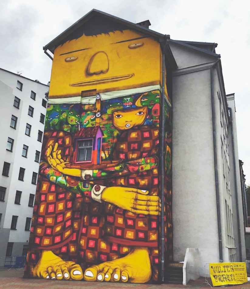 The_Giant_of_Belarus_A_New_Mural_by_Brazilian_Street_Art_Duo_Os_Gemeos_in_Minsk_2015_01
