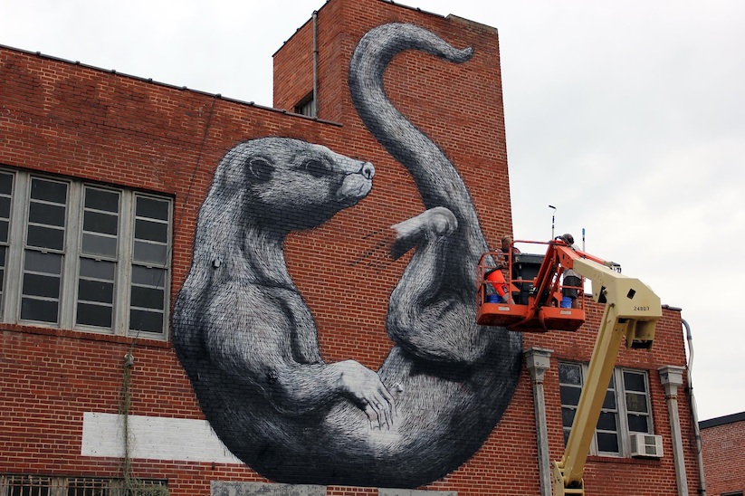 The_Otter_A_New_Mural_by_ROA_in_Fort_Smith_Arkansas_2015_02