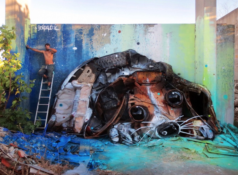 Thrash_Puppy_Melting_Penguin_New_Street_Installations_by_Bordalo_in_Portugal_and_France_2015_01