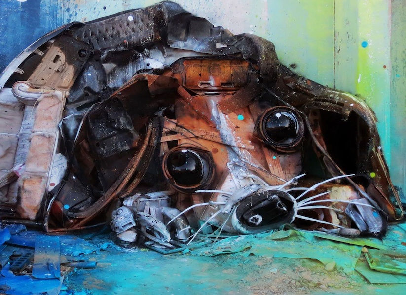 Thrash_Puppy_Melting_Penguin_New_Street_Installations_by_Bordalo_in_Portugal_and_France_2015_02