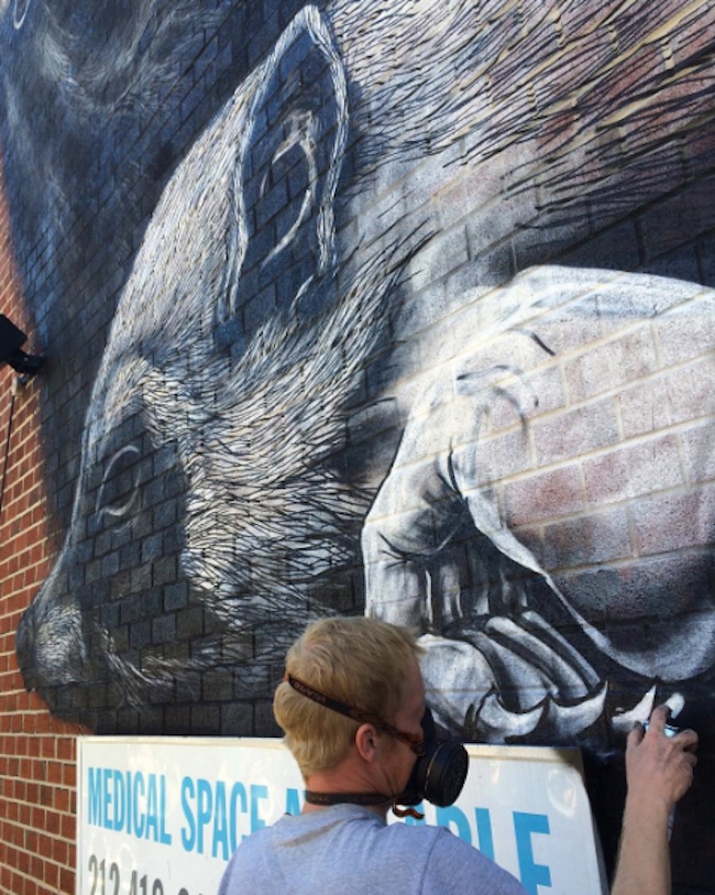 New_Mural_by_Street_Artist_ROA_for_Monument_Art_in_Harlem_NYC_2015_04