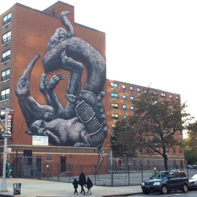 New_Mural_by_Street_Artist_ROA_for_Monument_Art_in_Harlem_NYC_2015_08
