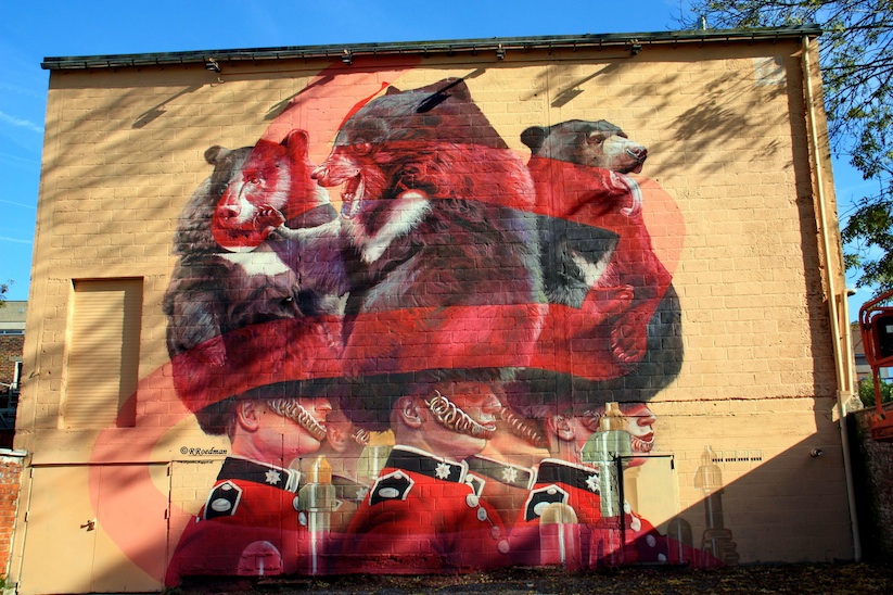 Safe_Space_Guardians_New_Mural_by_TelmoMiel_2015_04