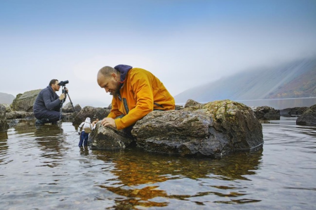 The_Daily_Life_of_Miniature_Stormtrooper_Eric_by_Photographer_Darryll_Jones_2015_15