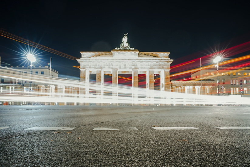 Seeing_Sights_Berlin_through_the_Lens_of_Photographer_Van_Styles_2015_01