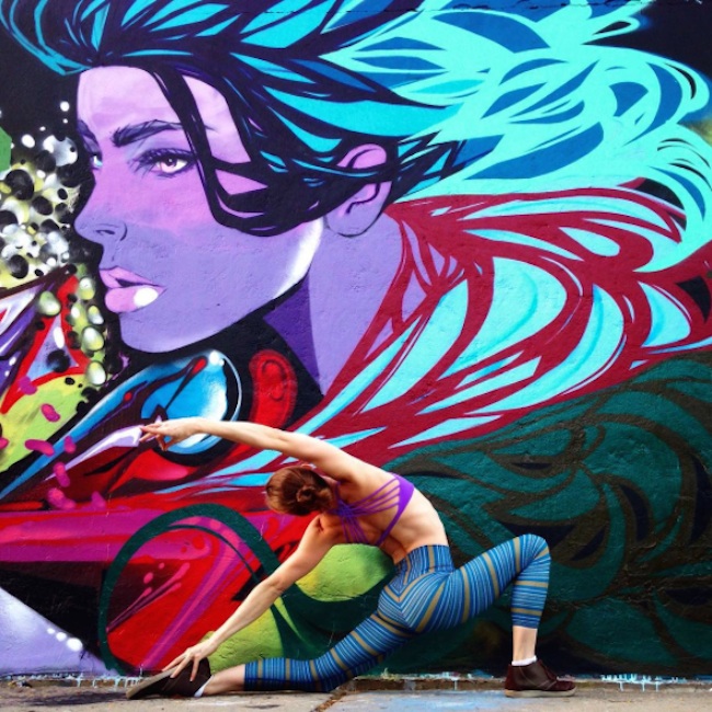 Gracefull_Poses_in_Front_of_Colorful_Graffiti_Artworks_by_Yoga_Instructor_Soren_Buchanan_2016_11